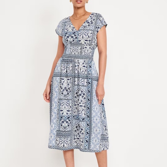 NWT OLD NAVY  Waist-Defined Midi Dress Color: Blue Paisley - Picture 1 of 7